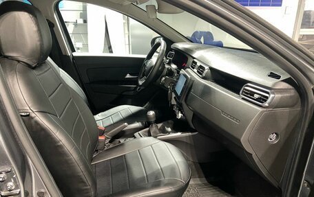 Renault Duster, 2022 год, 2 080 000 рублей, 9 фотография