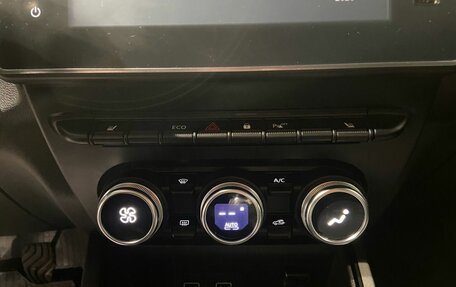 Renault Duster, 2022 год, 2 080 000 рублей, 22 фотография