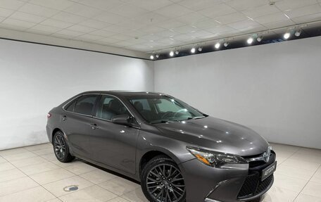 Toyota Camry, 2015 год, 1 399 000 рублей, 3 фотография