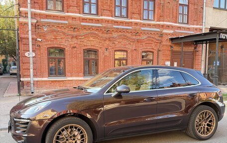 Porsche Macan I рестайлинг, 2015 год, 3 200 000 рублей, 2 фотография