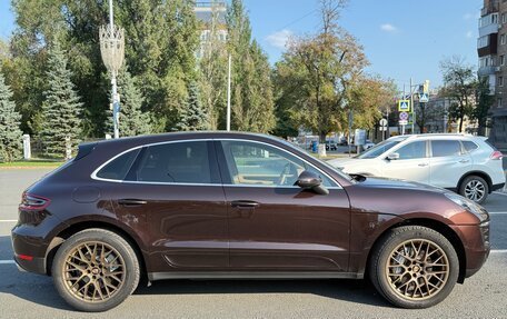 Porsche Macan I рестайлинг, 2015 год, 3 200 000 рублей, 3 фотография