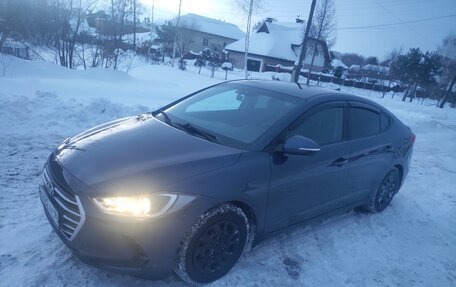 Hyundai Elantra VI рестайлинг, 2018 год, 1 550 000 рублей, 6 фотография