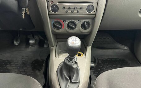 Renault Symbol, 2011 год, 500 000 рублей, 14 фотография