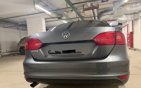 Volkswagen Jetta VI, 2013 год, 999 000 рублей, 16 фотография