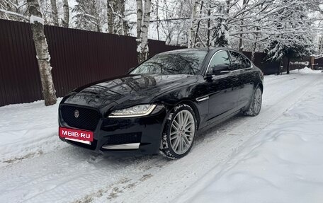Jaguar XF II, 2020 год, 2 500 000 рублей, 4 фотография
