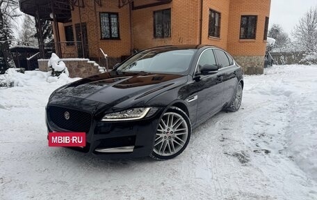 Jaguar XF II, 2020 год, 2 500 000 рублей, 31 фотография