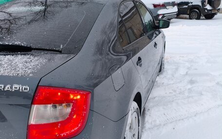 Skoda Rapid I, 2014 год, 750 000 рублей, 10 фотография