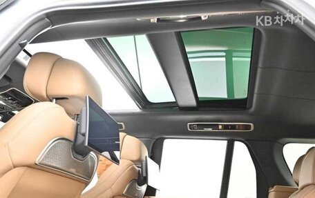 Land Rover Range Rover IV рестайлинг, 2024 год, 23 000 000 рублей, 12 фотография