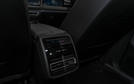 Volkswagen Tiguan, 2025 год, 5 150 000 рублей, 16 фотография