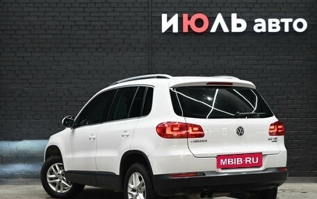 Volkswagen Tiguan I, 2013 год, 1 560 000 рублей, 4 фотография