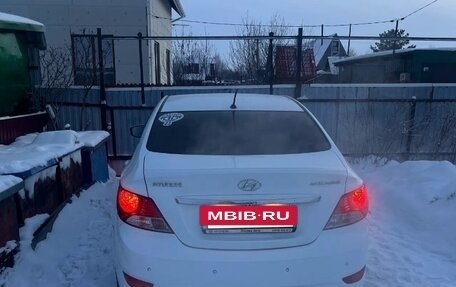 Hyundai Solaris II рестайлинг, 2012 год, 870 000 рублей, 9 фотография