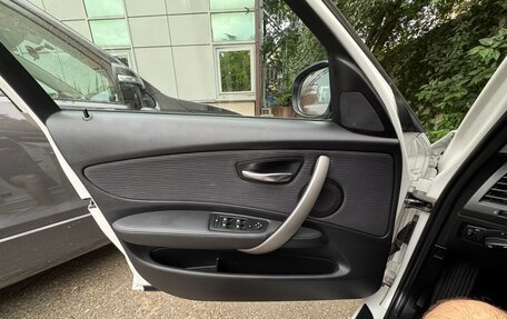 BMW 1 серия, 2010 год, 900 000 рублей, 7 фотография