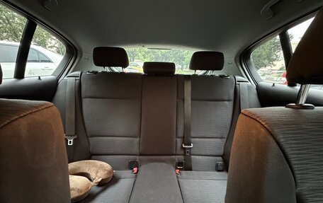 BMW 1 серия, 2010 год, 900 000 рублей, 9 фотография