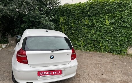 BMW 1 серия, 2010 год, 900 000 рублей, 14 фотография