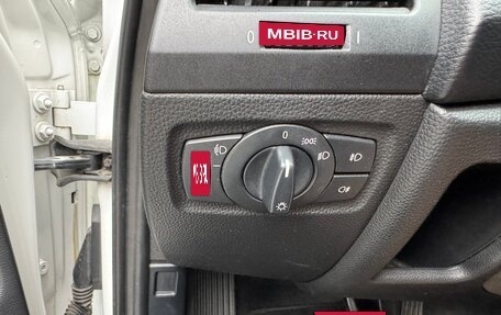 BMW 1 серия, 2010 год, 900 000 рублей, 18 фотография