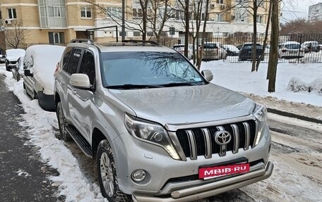 Toyota Land Cruiser Prado 150 рестайлинг 2, 2014 год, 4 100 000 рублей, 2 фотография