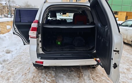 Toyota Land Cruiser Prado 150 рестайлинг 2, 2014 год, 4 100 000 рублей, 6 фотография