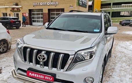 Toyota Land Cruiser Prado 150 рестайлинг 2, 2014 год, 4 100 000 рублей, 4 фотография