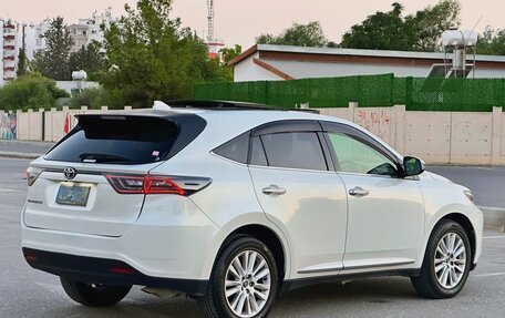 Toyota Harrier, 2016 год, 2 200 000 рублей, 4 фотография