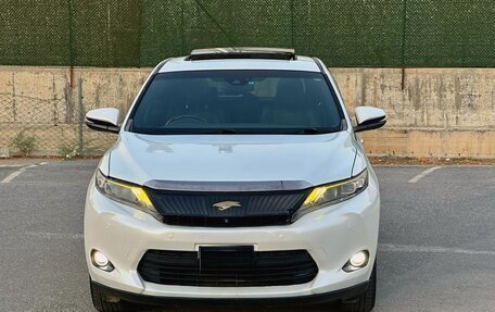 Toyota Harrier, 2016 год, 2 200 000 рублей, 2 фотография