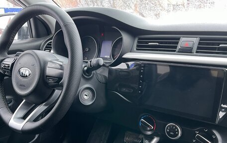 KIA Rio IV, 2018 год, 1 230 000 рублей, 5 фотография