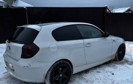BMW 1 серия, 2010 год, 570 000 рублей, 5 фотография