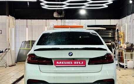 BMW 5 серия, 2022 год, 6 400 000 рублей, 6 фотография