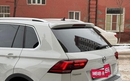 Volkswagen Tiguan II, 2017 год, 2 800 000 рублей, 6 фотография