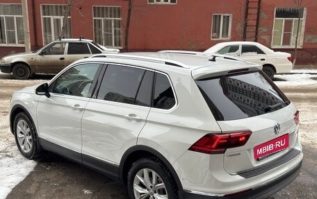 Volkswagen Tiguan II, 2017 год, 2 800 000 рублей, 4 фотография