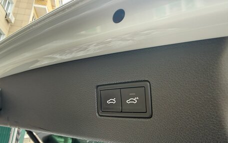 Volkswagen Tiguan II, 2017 год, 2 800 000 рублей, 24 фотография