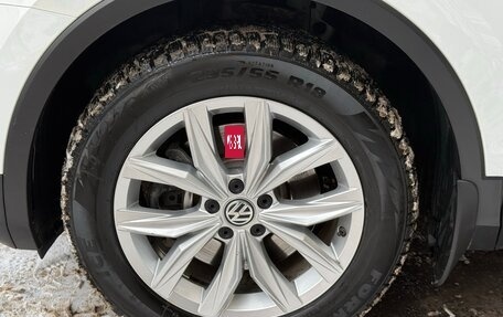 Volkswagen Tiguan II, 2017 год, 2 800 000 рублей, 21 фотография