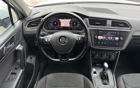 Volkswagen Tiguan II, 2017 год, 2 800 000 рублей, 27 фотография