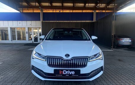 Skoda Superb III рестайлинг, 2024 год, 3 499 000 рублей, 2 фотография