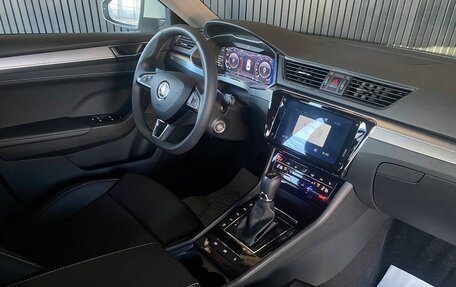 Skoda Superb III рестайлинг, 2024 год, 3 499 000 рублей, 10 фотография