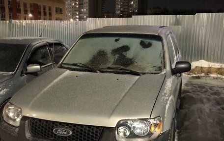 Ford Escape II, 2004 год, 480 000 рублей, 4 фотография