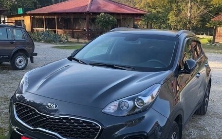 KIA Sportage IV рестайлинг, 2018 год, 2 000 000 рублей, 1 фотография