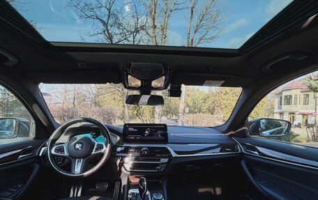 BMW 5 серия, 2022 год, 4 690 000 рублей, 15 фотография