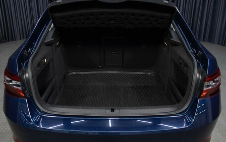 Skoda Superb III рестайлинг, 2018 год, 2 398 000 рублей, 10 фотография