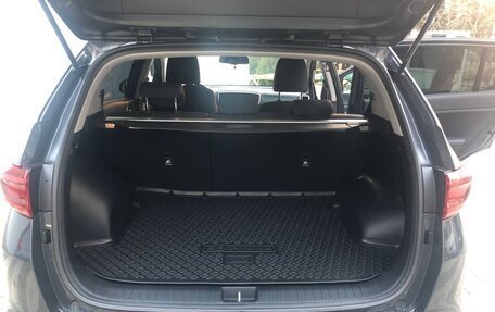 KIA Sportage IV рестайлинг, 2018 год, 2 000 000 рублей, 10 фотография