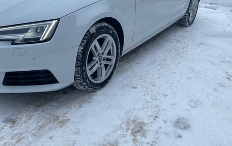 Audi A4, 2017 год, 2 150 000 рублей, 3 фотография