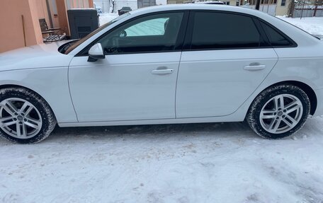 Audi A4, 2017 год, 2 150 000 рублей, 5 фотография