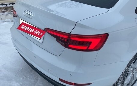 Audi A4, 2017 год, 2 150 000 рублей, 12 фотография