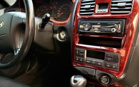 Hyundai Sonata IV рестайлинг, 2005 год, 670 000 рублей, 17 фотография