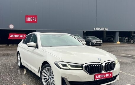 BMW 5 серия, 2021 год, 4 290 000 рублей, 4 фотография
