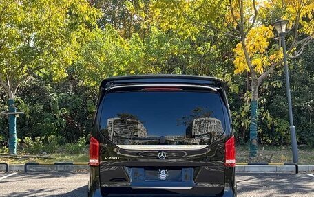 Mercedes-Benz V-Класс, 2024 год, 8 800 333 рублей, 5 фотография