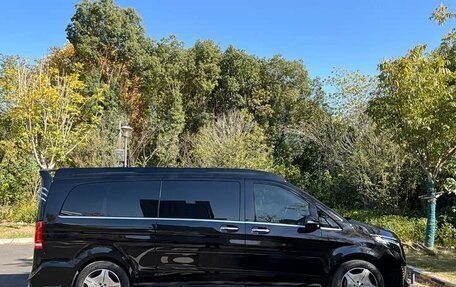 Mercedes-Benz V-Класс, 2024 год, 8 800 333 рублей, 8 фотография