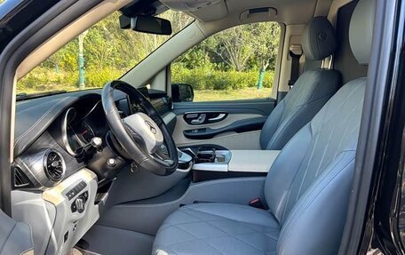 Mercedes-Benz V-Класс, 2024 год, 8 800 333 рублей, 11 фотография