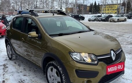 Renault Sandero II рестайлинг, 2017 год, 859 000 рублей, 3 фотография