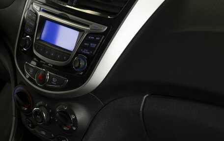 Hyundai Solaris II рестайлинг, 2011 год, 545 000 рублей, 14 фотография