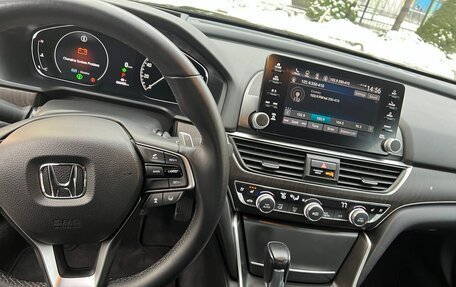 Honda Accord IX рестайлинг, 2017 год, 2 200 000 рублей, 11 фотография